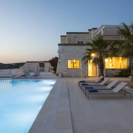 Villa Paros Sleeps 10 Pool Air Con Wifi T478597 Parikia (Paros)