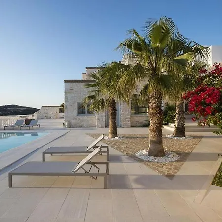 Villa Paros Sleeps 10 Pool Air Con Wifi T478597 Parikia (Paros)